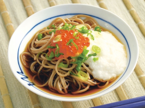 Tororo Soba with Ikura Topping / イクラ山かけとろろそば