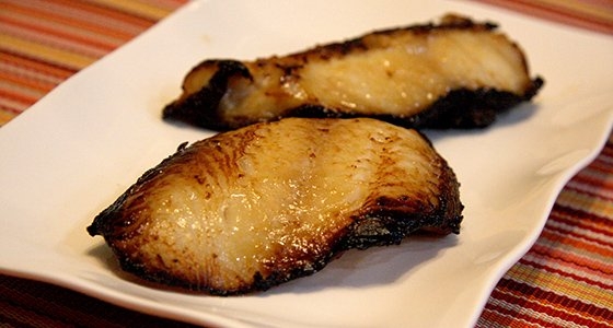 Baked Cod with Mirin Kasuzuke / 鱈のみりん粕漬け焼き